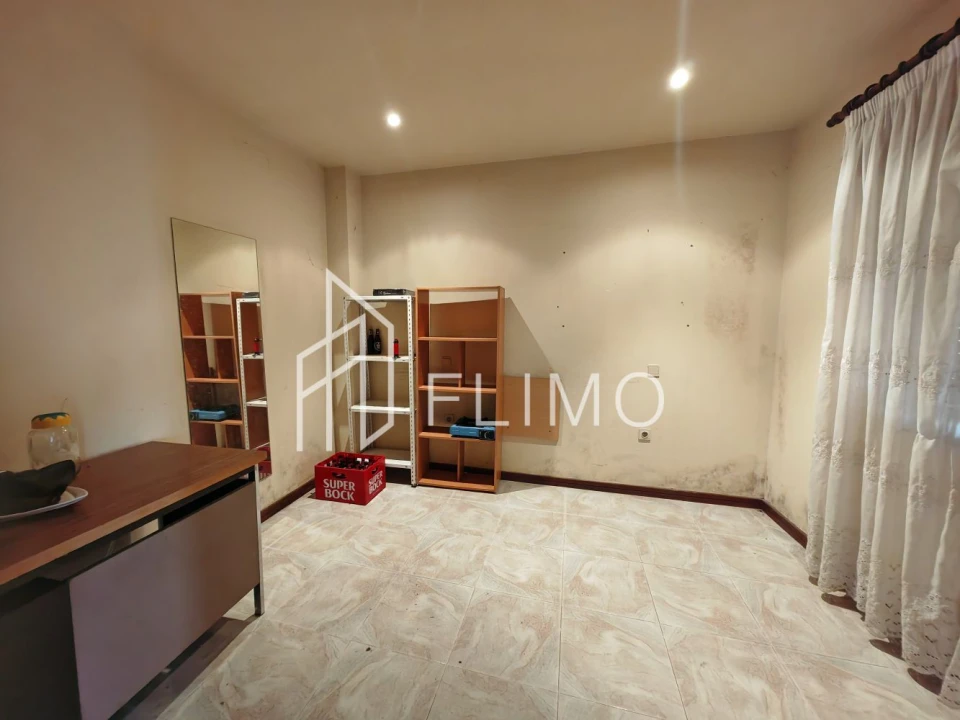 Moradia T4 para Venda em Estela Foto 24