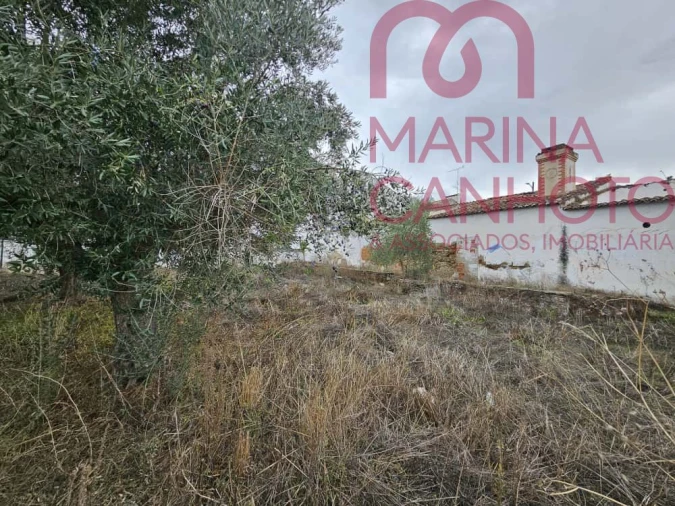 Moradia T1 para Venda em Terrugem e Vila Boim Foto 12