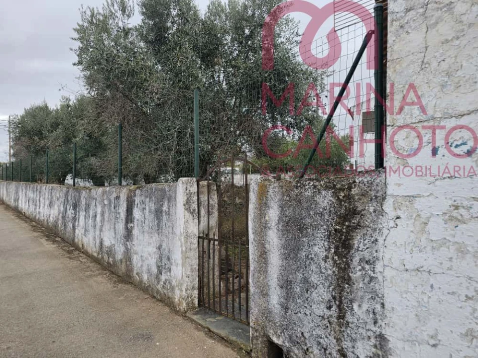 Moradia T1 para Venda em Terrugem e Vila Boim Foto 10