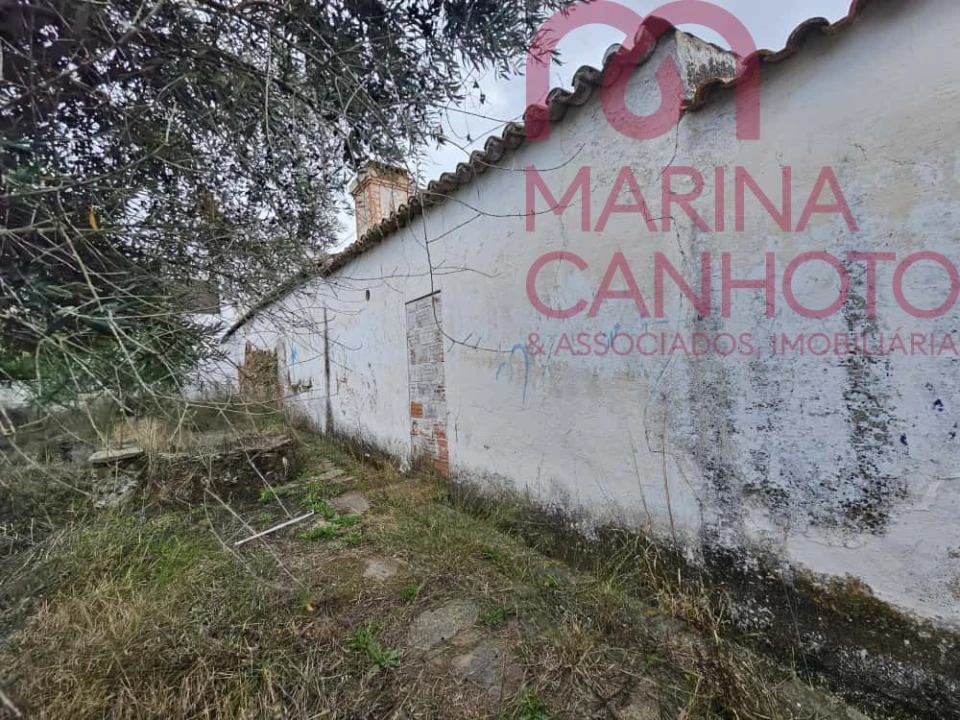 Moradia T1 para Venda em Terrugem e Vila Boim Foto 9