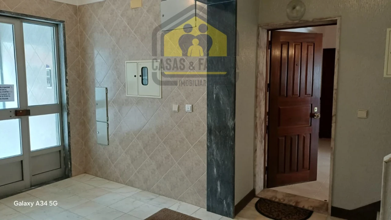 Apartamento T2 para Venda em Nossa Sra de Fatima Foto 24