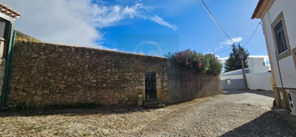 Moradia T6 para Venda em Póvoa de Rio de Moinhos e Cafede