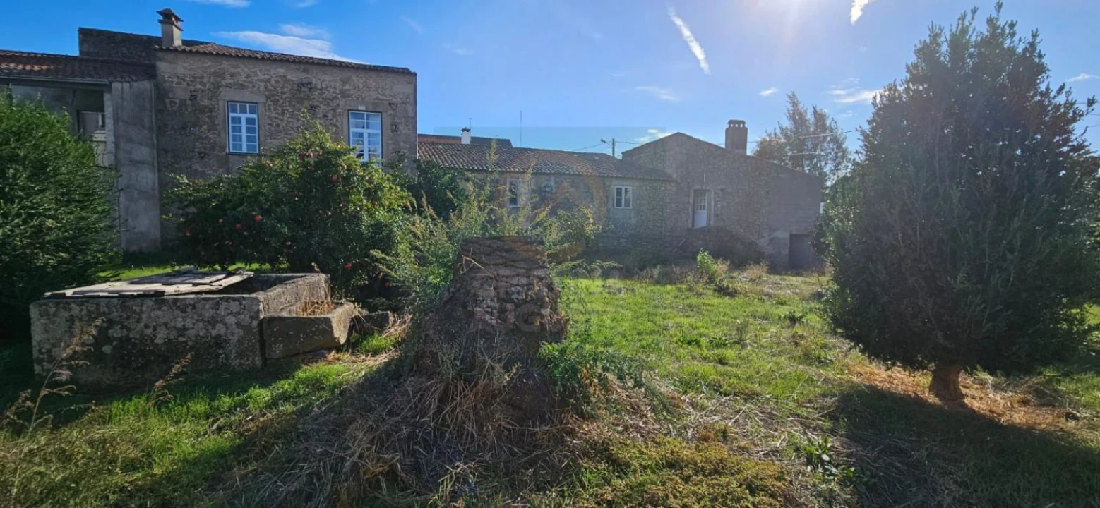 Moradia T6 para Venda em Póvoa de Rio de Moinhos e Cafede Foto 2