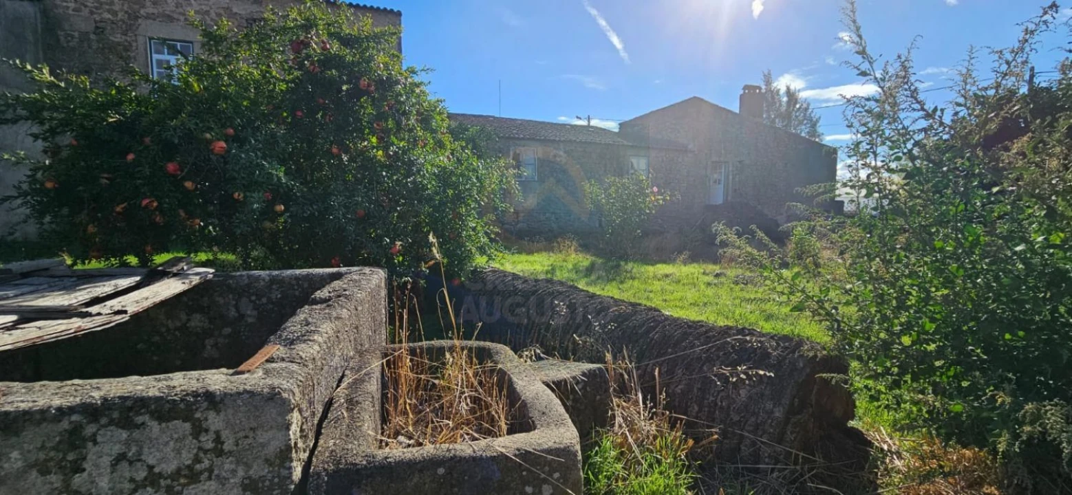 Moradia T6 para Venda em Póvoa de Rio de Moinhos e Cafede Foto 4