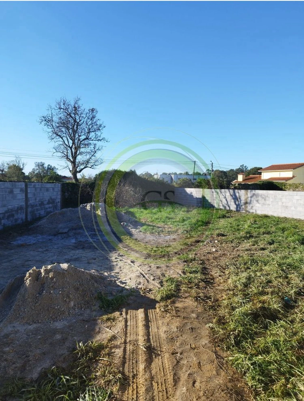 Terreno para Venda em Gemeses Foto 18