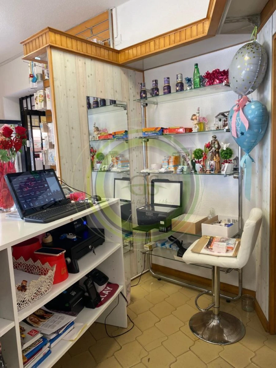 Loja para Trespasse em Aver-O-Mar, Amorim e Terroso Foto 7