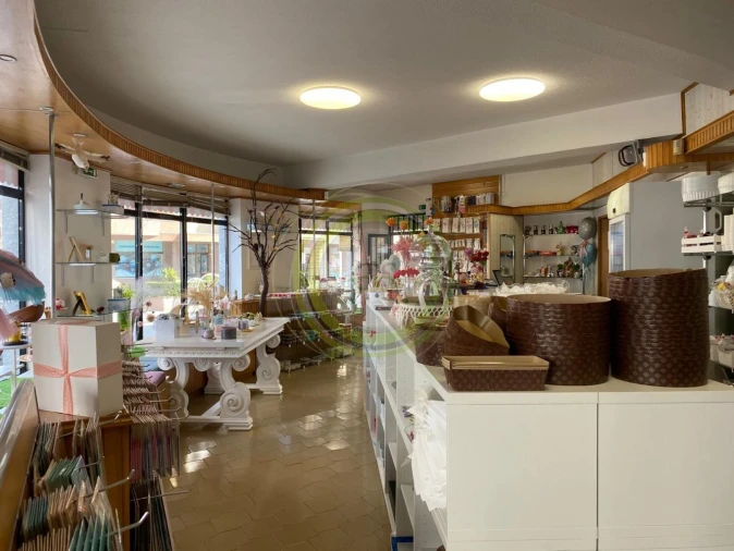 Loja para Trespasse em Aver-O-Mar, Amorim e Terroso Foto 3