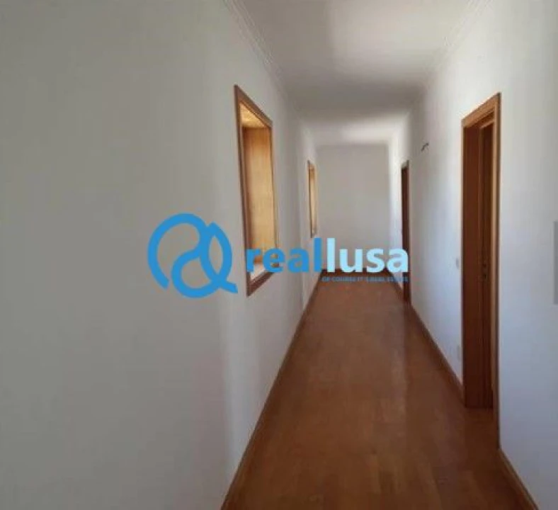 Moradia T5 para Venda em Esmoriz Foto 12