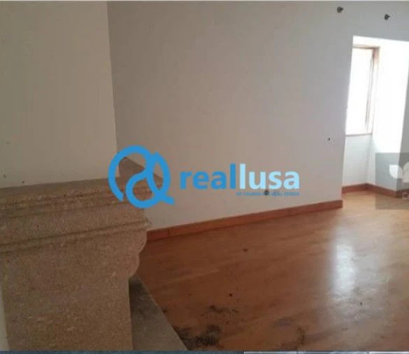 Moradia T5 para Venda em Esmoriz Foto 6