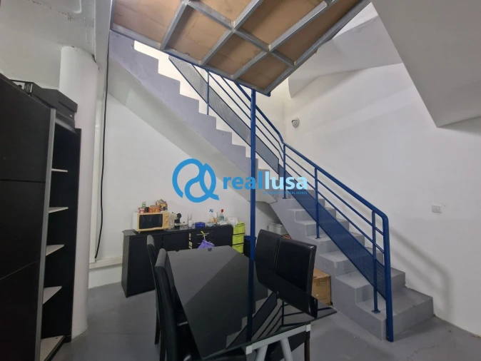 Loja para Venda em Gondomar (São Cosme), Valbom e Jovim Foto 7