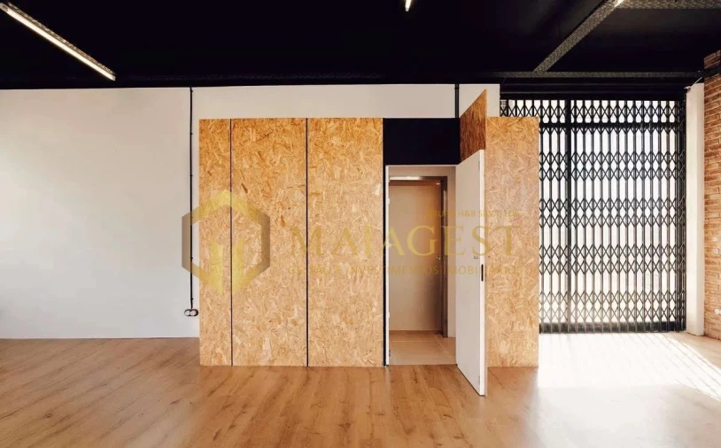 Loja para Arrendamento em Santa Marinha e São Pedro da Afurada Foto 13