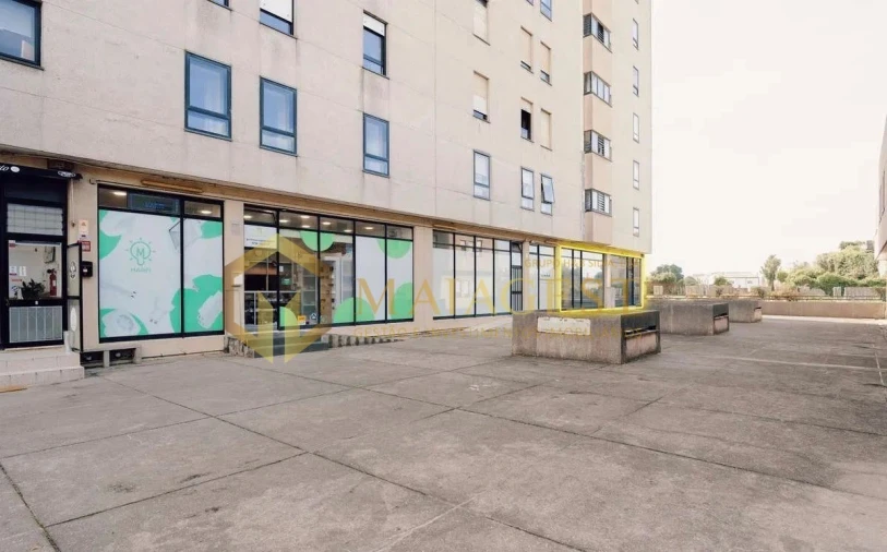 Loja para Arrendamento em Santa Marinha e São Pedro da Afurada Foto 20