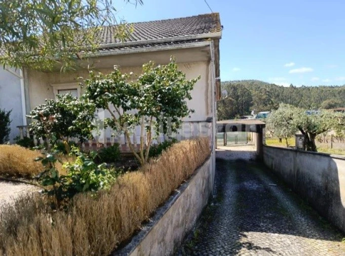 Moradia T3 para Venda em Nossa Senhora da Piedade Foto 1