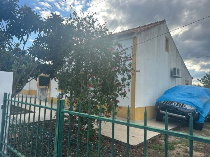 Moradia T3 para Venda em Foros de Arrão Foto 6