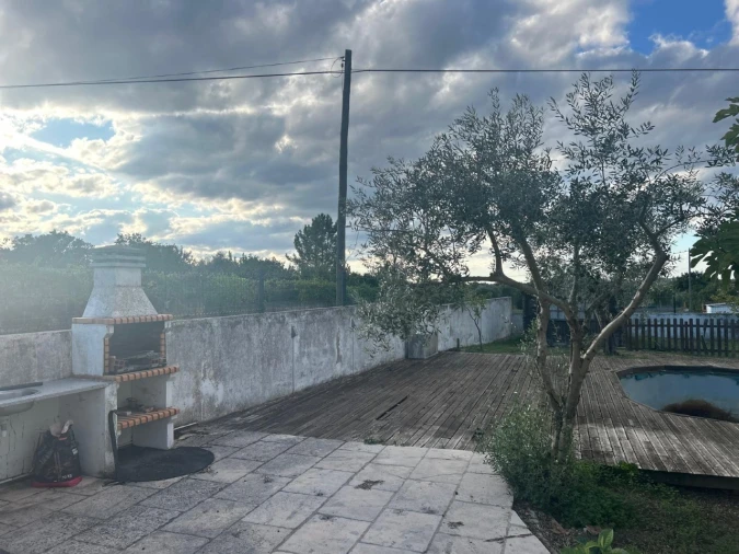 Moradia T3 para Venda em Foros de Arrão Foto 16