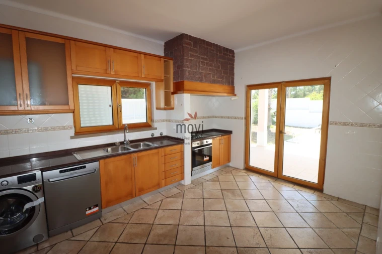 Moradia T4 para Venda em Sesimbra (Castelo) Foto 13