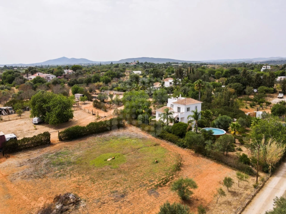 Moradia T6 para Venda em Luz de Tavira e Santo Estêvão Foto 17