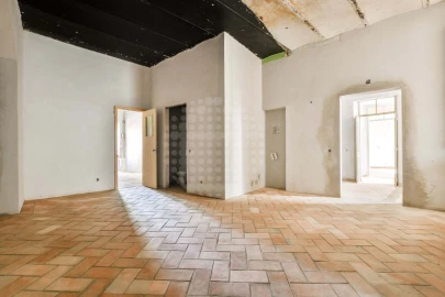 Moradia T30 para Venda em Conceição e Estoi