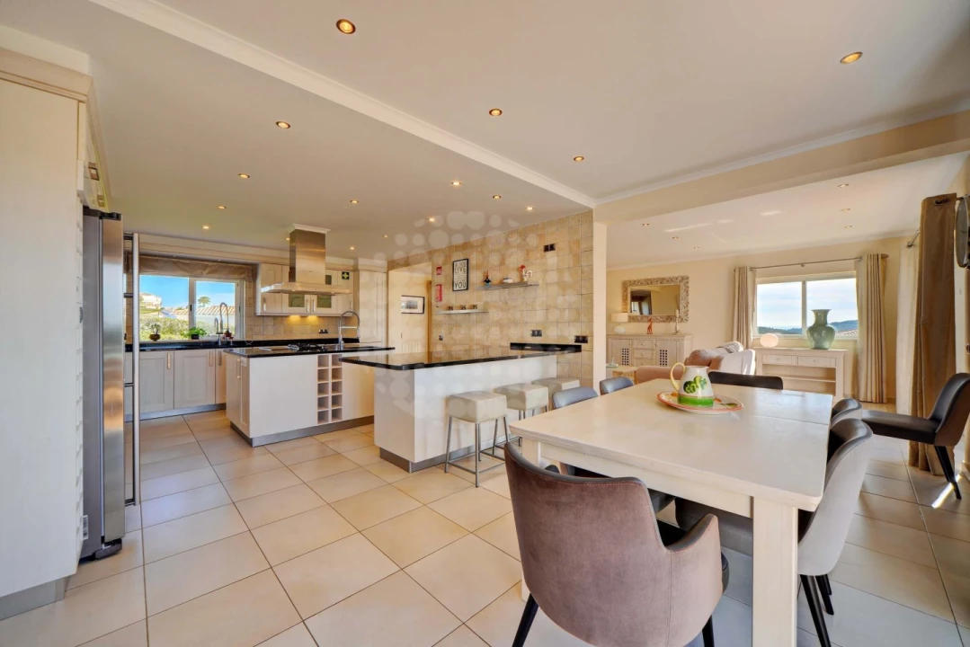 Moradia T5 para Venda em Vila do Bispo e Raposeira Foto 9