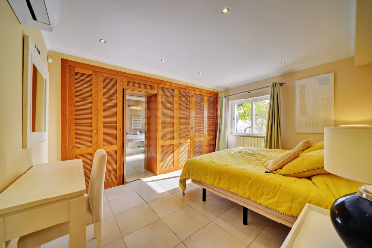 Moradia T5 para Venda em Vila do Bispo e Raposeira Foto 19