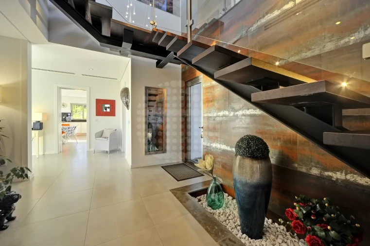 Moradia T5 para Venda em Loule (São Sebastião) Foto 6