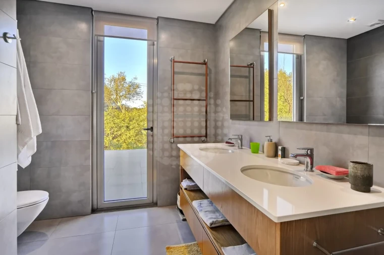 Moradia T5 para Venda em Loule (São Sebastião) Foto 26