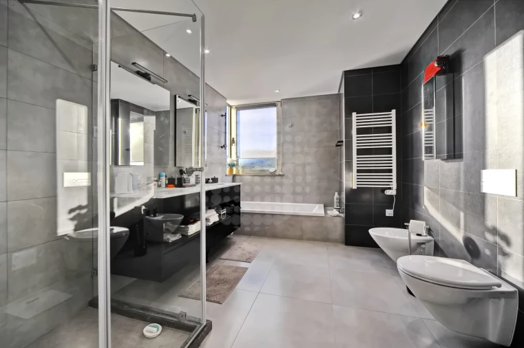 Moradia T5 para Venda em Loule (São Sebastião) Foto 29