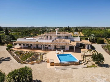 Moradia T3 para Venda em Luz de Tavira e Santo Estêvão