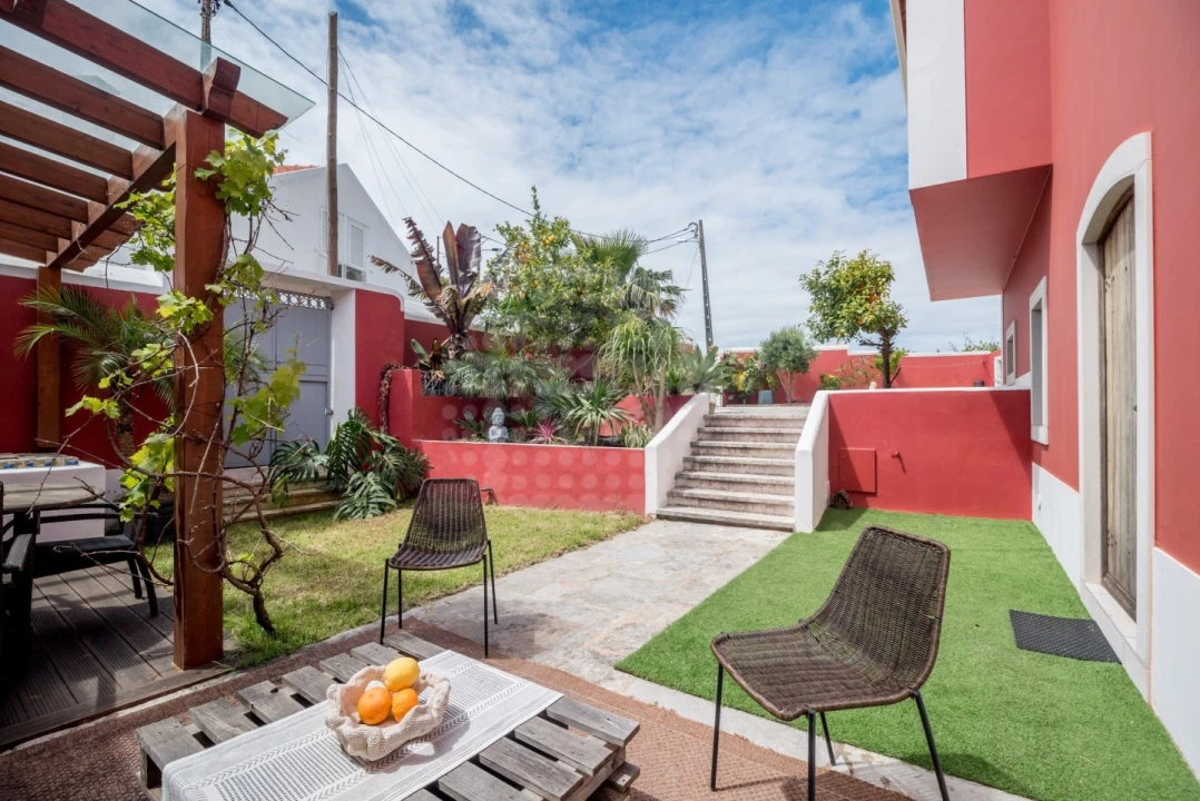 Moradia T5 para Venda em Caparica e Trafaria Foto 5