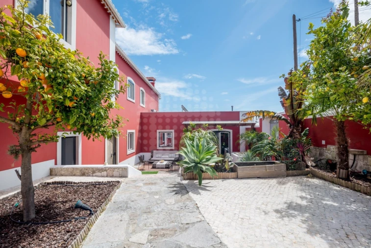 Moradia T5 para Venda em Caparica e Trafaria Foto 3