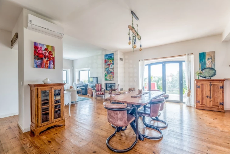 Moradia T5 para Venda em Caparica e Trafaria Foto 7