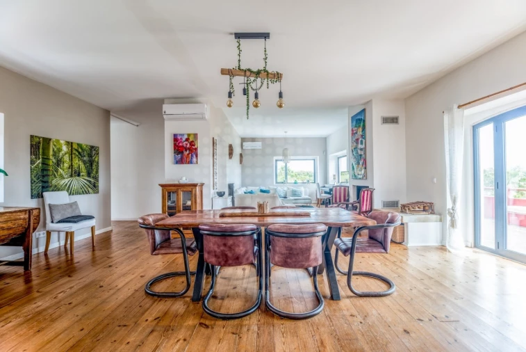 Moradia T5 para Venda em Caparica e Trafaria Foto 8