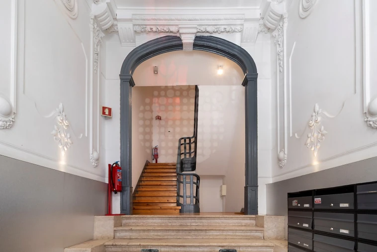 Apartamento T5 para Venda em Estrela Foto 4