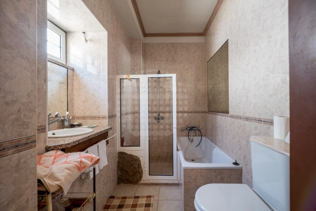 Moradia T5 para Venda em Santar e Moreira Foto 25