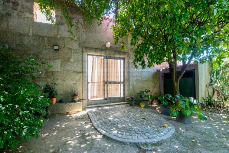 Moradia T5 para Venda em Santar e Moreira Foto 26