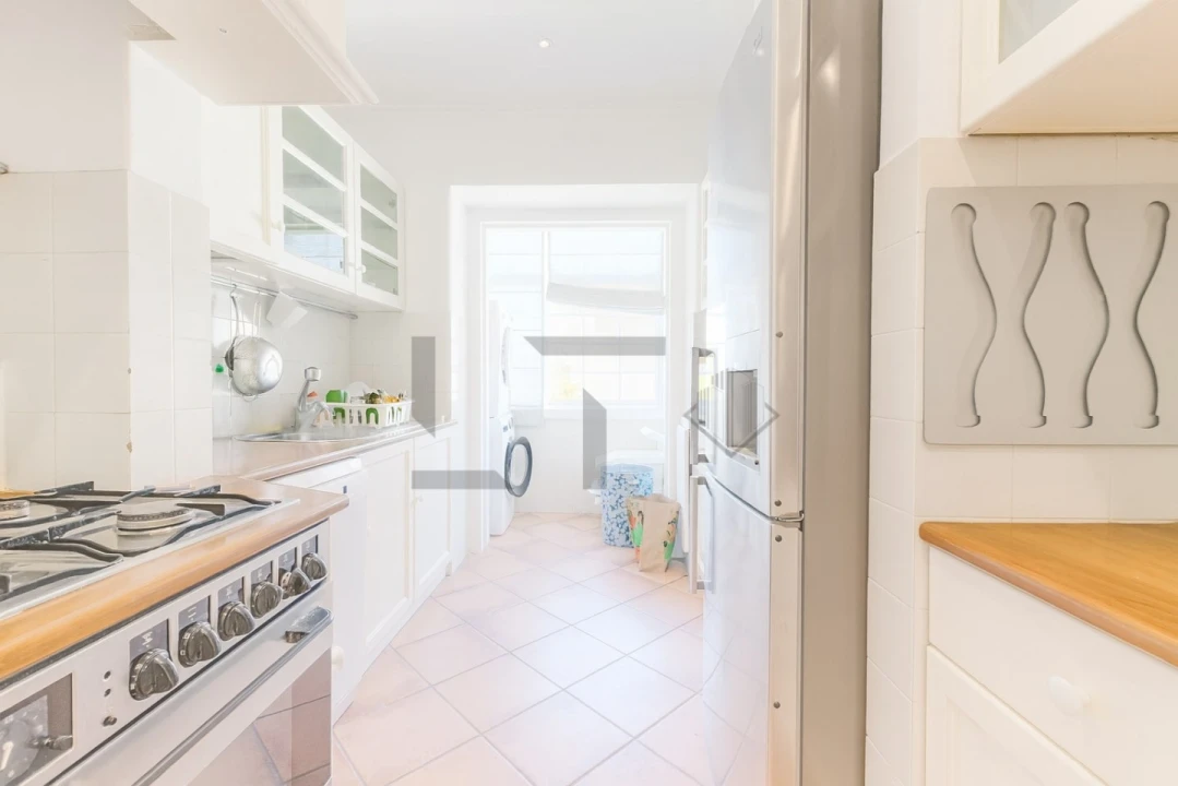 Quarto para Arrendamento em Alvalade Foto 4