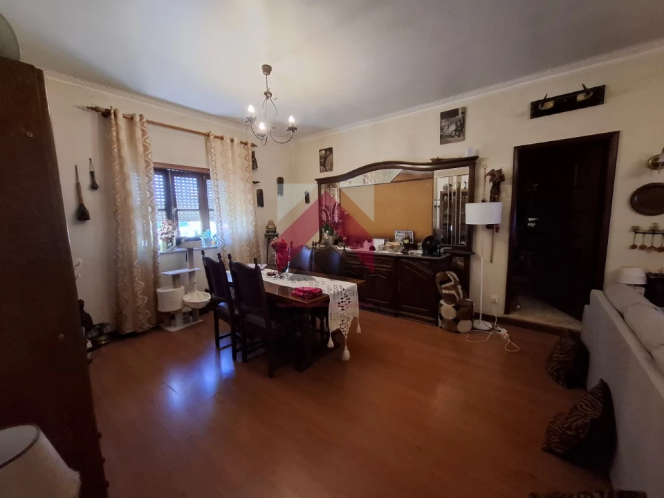 Moradia T4 para Venda em Bustos, Troviscal e Mamarrosa Foto 10