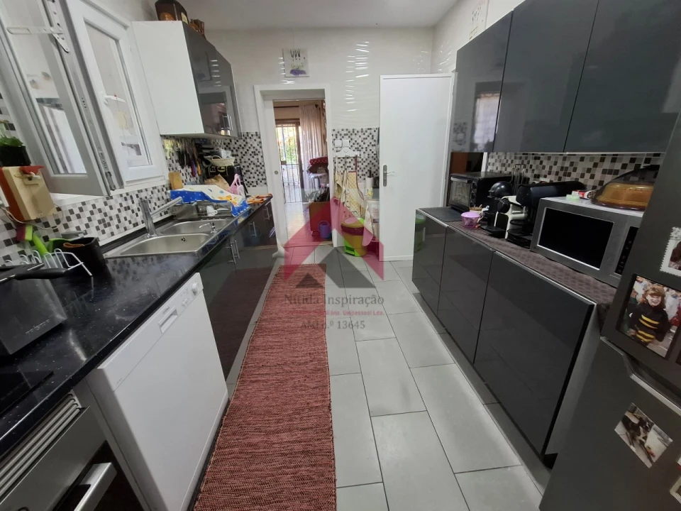 Moradia T4 para Venda em Bustos, Troviscal e Mamarrosa Foto 11