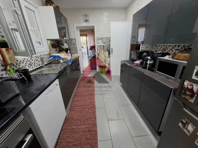 Moradia T4 para Venda em Bustos, Troviscal e Mamarrosa Foto 11