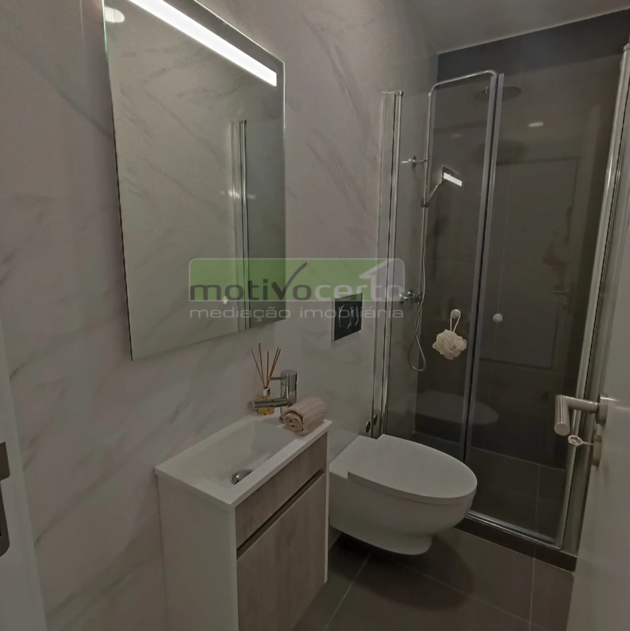 Apartamento T3 para Venda em Benfica Foto 8