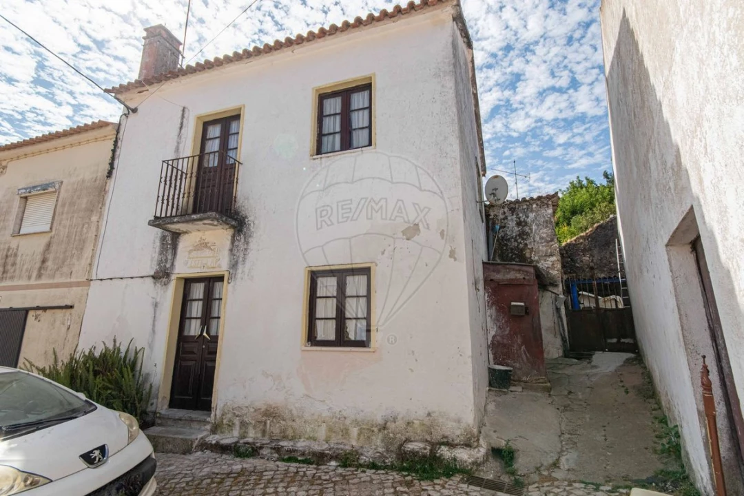 Moradia T2 para Venda em Ribafria e Pereiro de Palhacana Foto 1