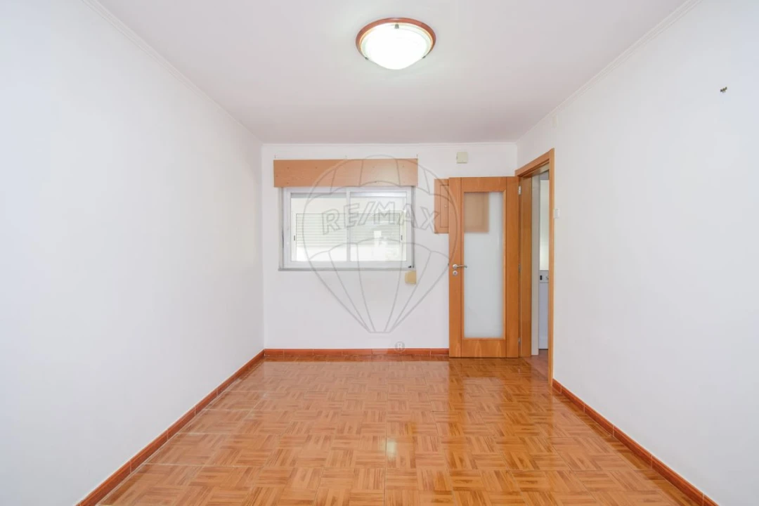 Apartamento T2 para Venda em Olivais Foto 10