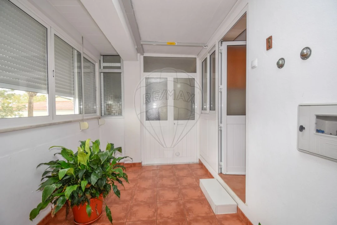 Apartamento T2 para Venda em Olivais Foto 17