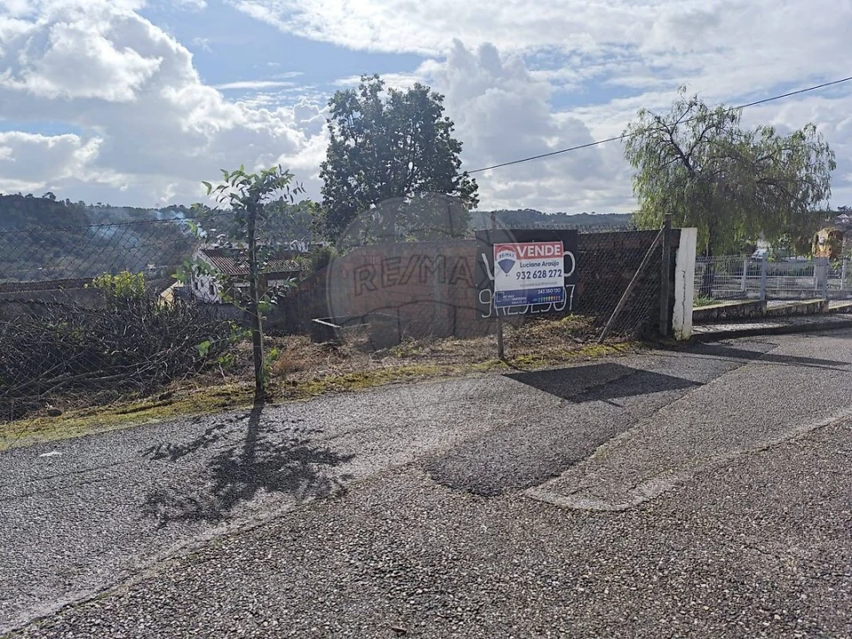 Terreno para Venda em Arneiro das Milhariças Foto 9