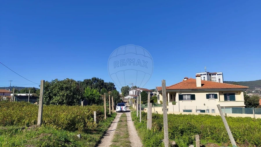 Terreno para Venda em Macieira de Cambra Foto 5