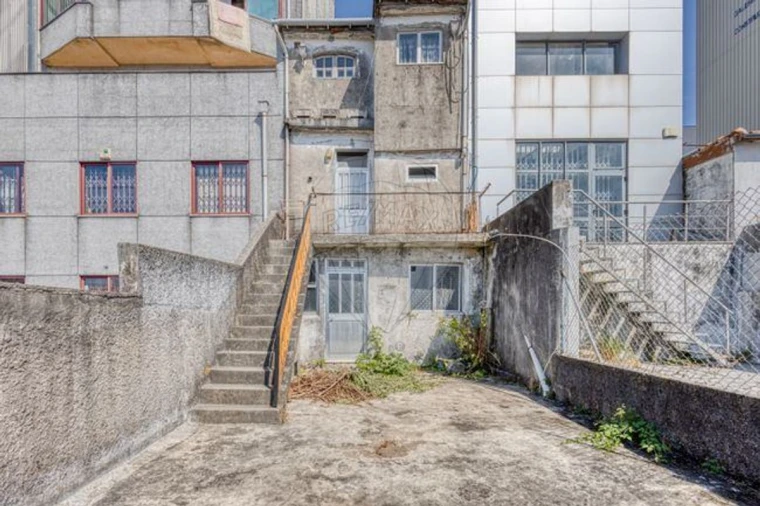 Moradia T3 para Venda em Mafamude e Vilar do Paraíso Foto 8