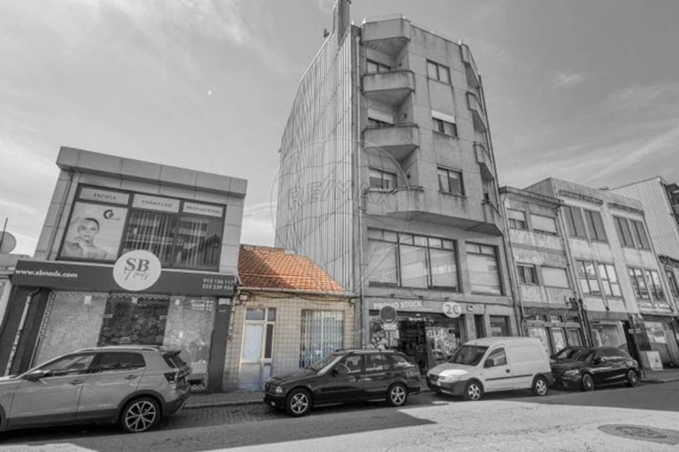 Moradia T3 para Venda em Mafamude e Vilar do Paraíso Foto 2