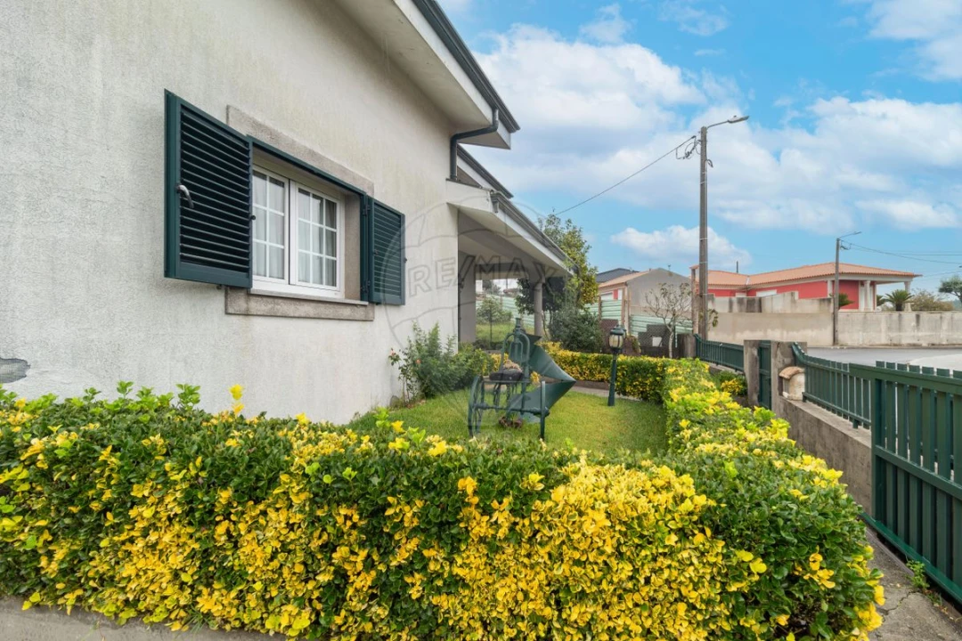 Moradia T3 para Venda em Lobão, Gião, Louredo e Guisande Foto 46