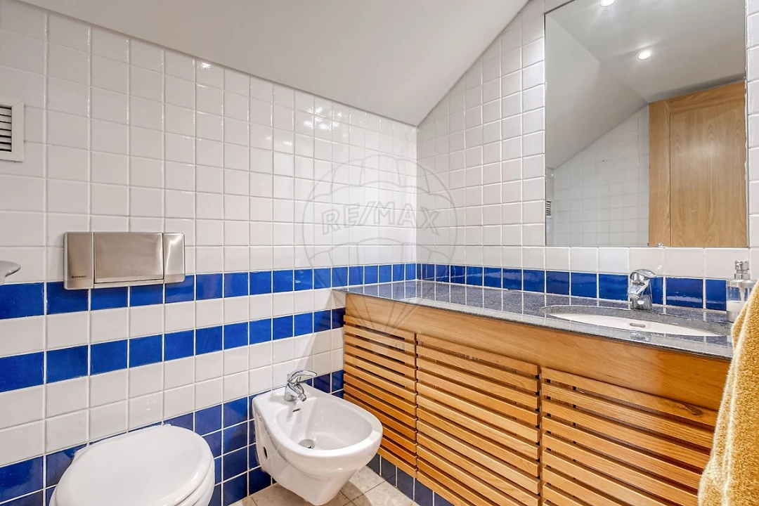 Apartamento T5 para Venda em Glória e Vera Cruz Foto 17