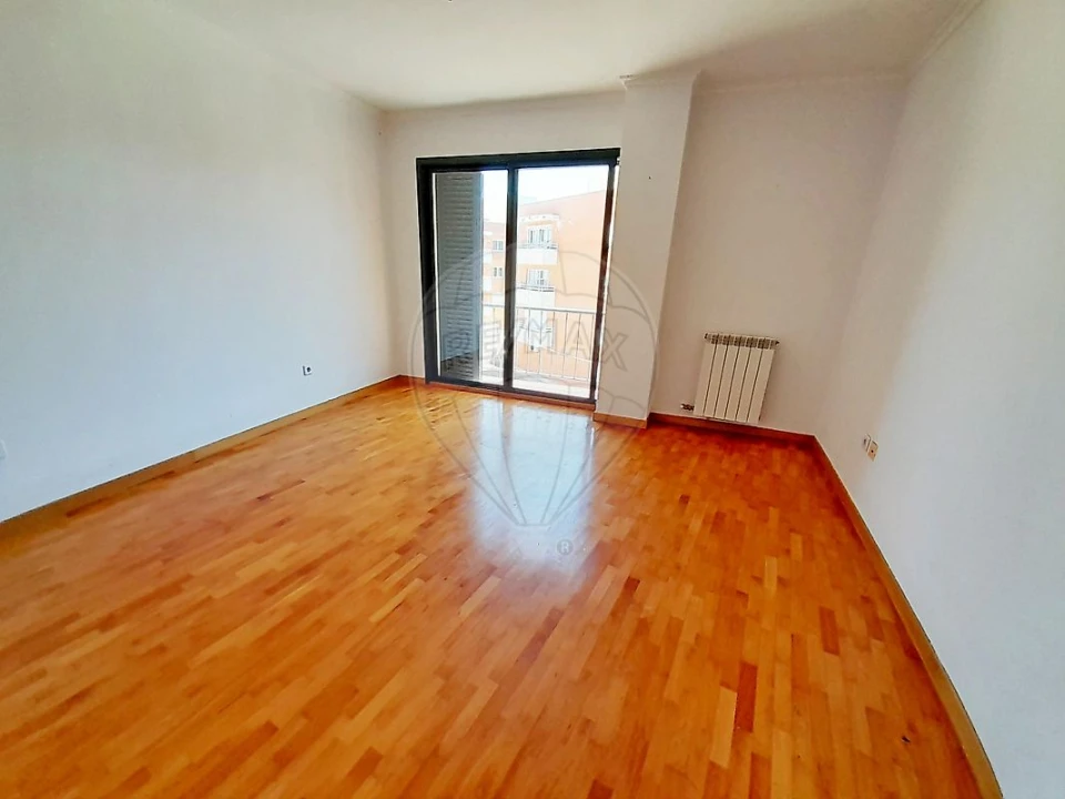 Apartamento T2 para Venda em Alhos Vedros Foto 4